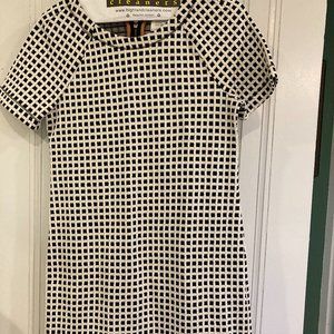 Lou & Grey shift dress